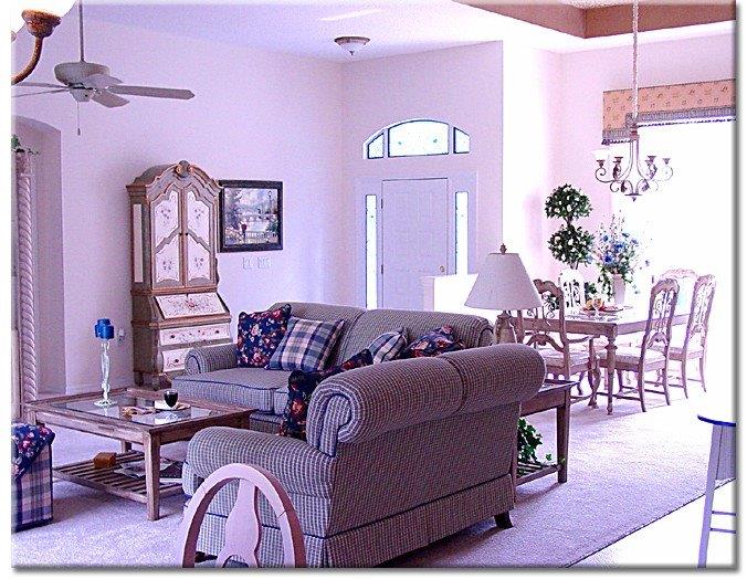 03 Aripeka Living Room